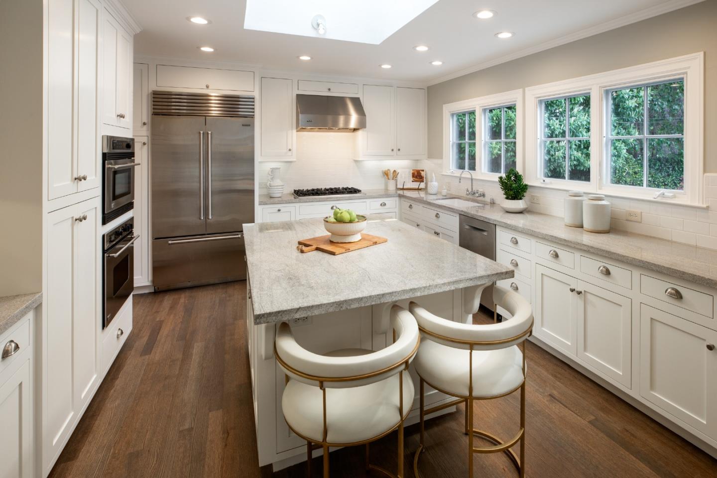 Detail Gallery Image 17 of 37 For 27 Nevada St, Redwood City,  CA 94062 - 3 Beds | 2 Baths