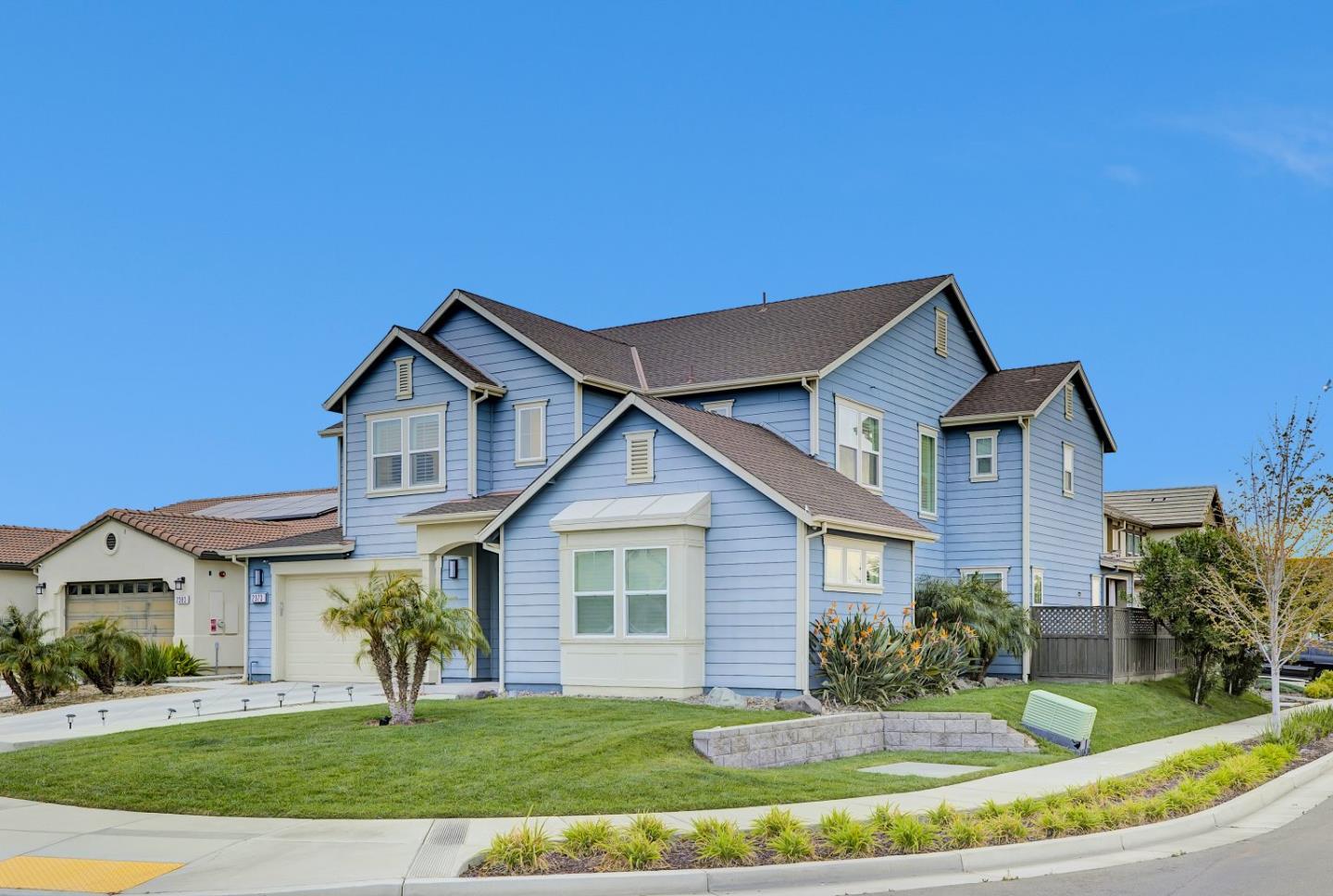 Detail Gallery Image 2 of 61 For 2373 Omega Ct, Tracy,  CA 95377 - 4 Beds | 3/1 Baths