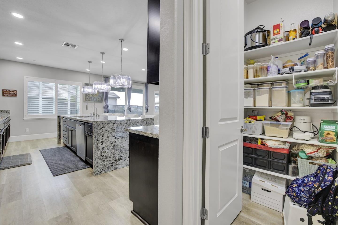 Detail Gallery Image 25 of 61 For 2373 Omega Ct, Tracy,  CA 95377 - 4 Beds | 3/1 Baths