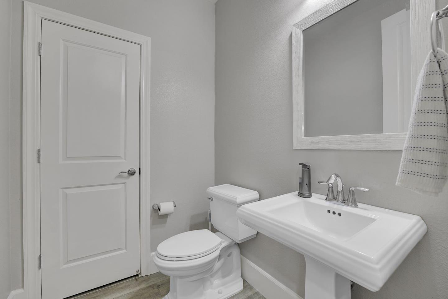 Detail Gallery Image 26 of 61 For 2373 Omega Ct, Tracy,  CA 95377 - 4 Beds | 3/1 Baths