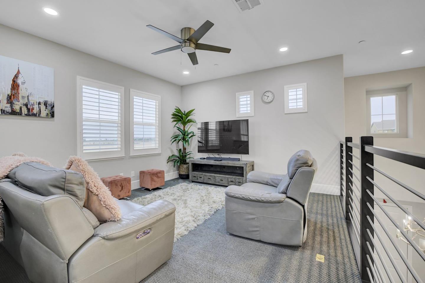 Detail Gallery Image 32 of 61 For 2373 Omega Ct, Tracy,  CA 95377 - 4 Beds | 3/1 Baths