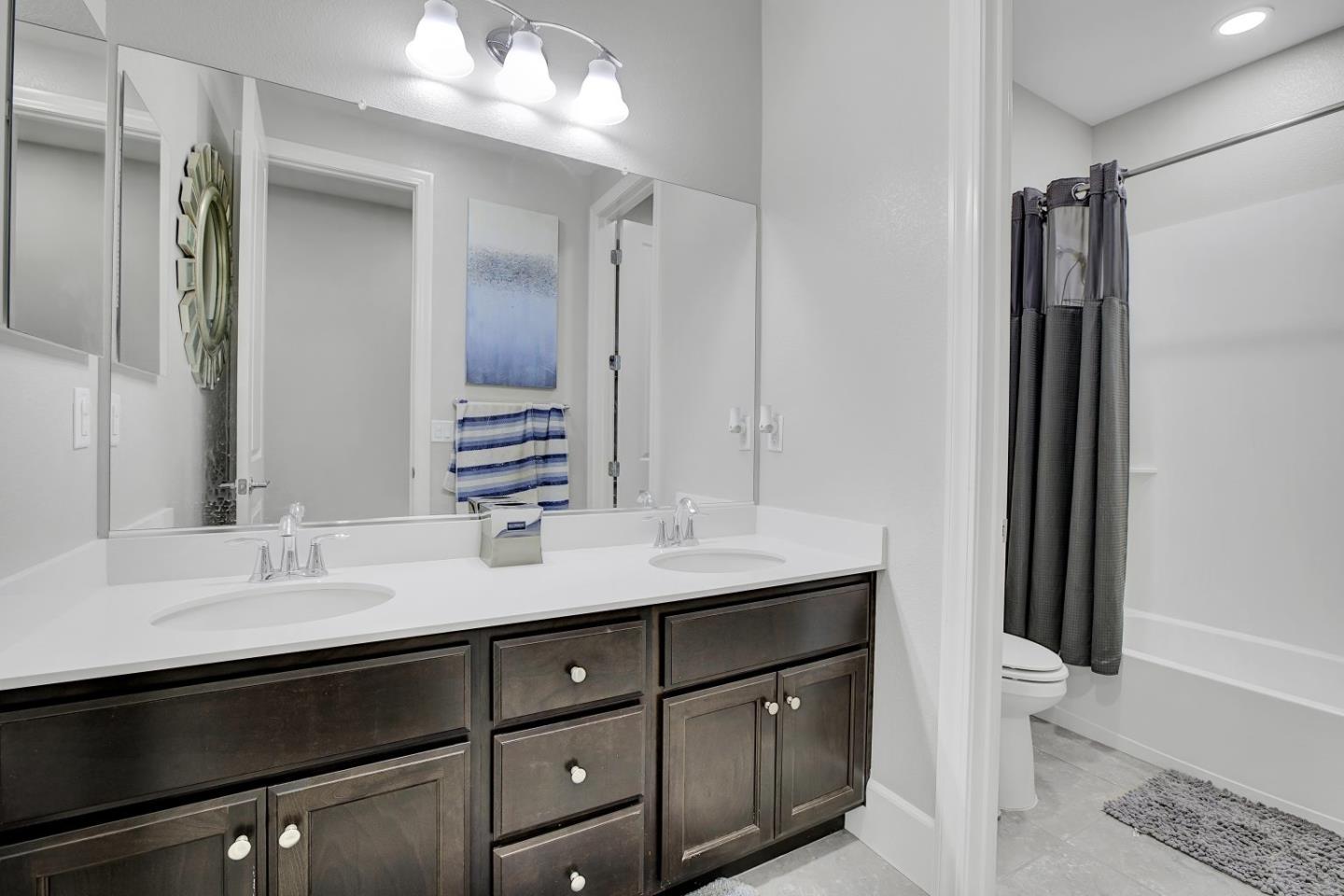 Detail Gallery Image 39 of 61 For 2373 Omega Ct, Tracy,  CA 95377 - 4 Beds | 3/1 Baths