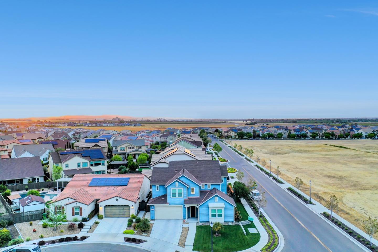 Detail Gallery Image 56 of 61 For 2373 Omega Ct, Tracy,  CA 95377 - 4 Beds | 3/1 Baths