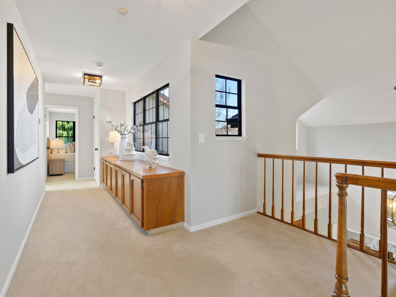 Detail Gallery Image 29 of 46 For 6 Woodridge Ct, Redwood City,  CA 94061 - 4 Beds | 3 Baths