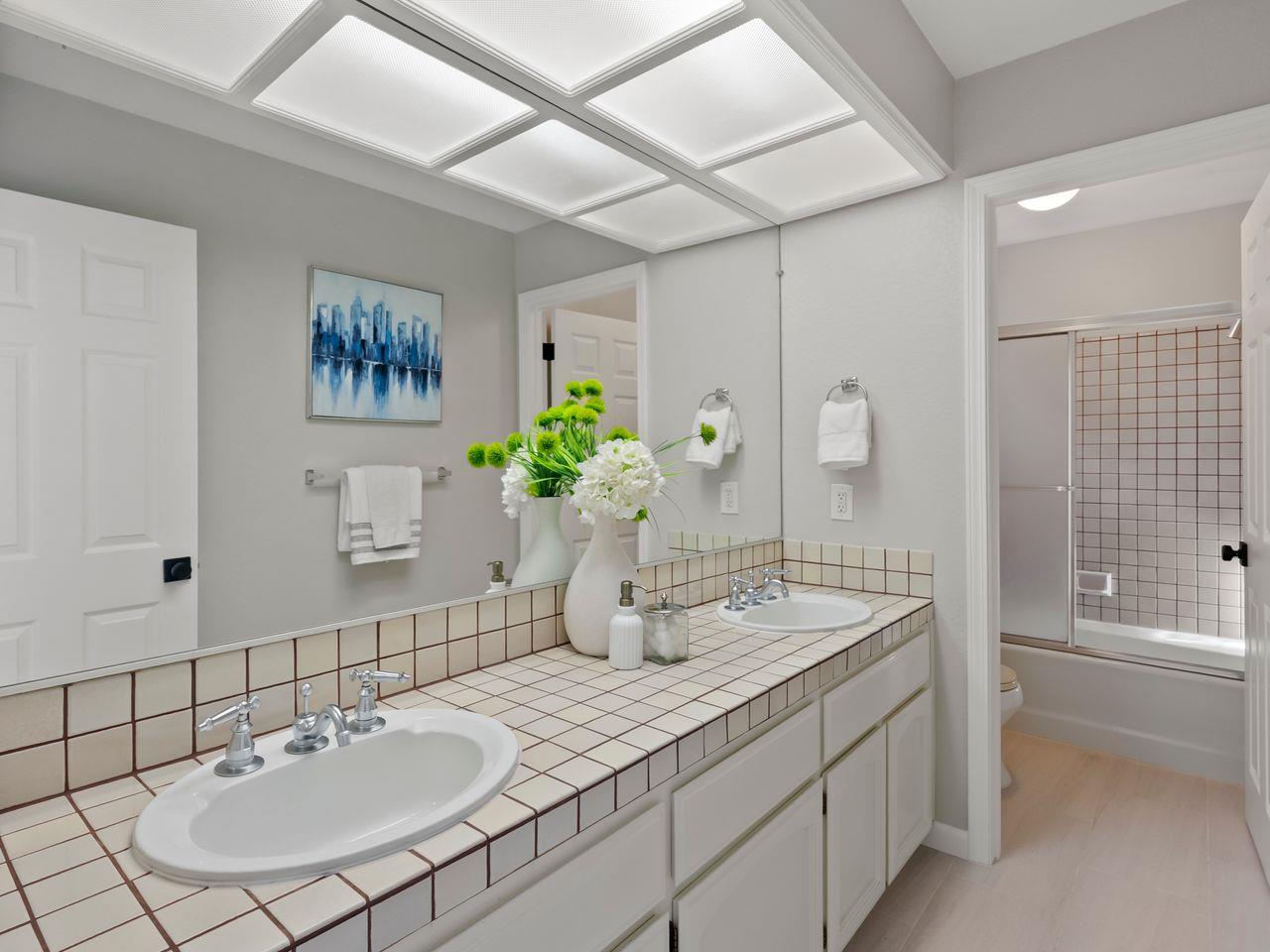 Detail Gallery Image 31 of 46 For 6 Woodridge Ct, Redwood City,  CA 94061 - 4 Beds | 3 Baths