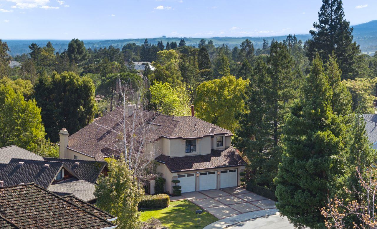 Detail Gallery Image 44 of 46 For 6 Woodridge Ct, Redwood City,  CA 94061 - 4 Beds | 3 Baths