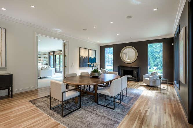 Detail Gallery Image 12 of 73 For 747 Bromfield Rd, Hillsborough,  CA 94010 - 4 Beds | 4/1 Baths