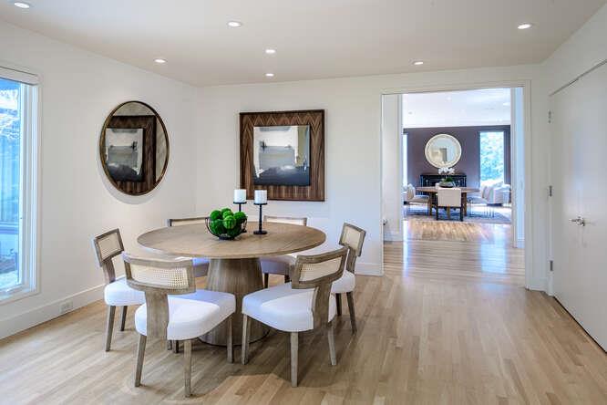 Detail Gallery Image 20 of 73 For 747 Bromfield Rd, Hillsborough,  CA 94010 - 4 Beds | 4/1 Baths