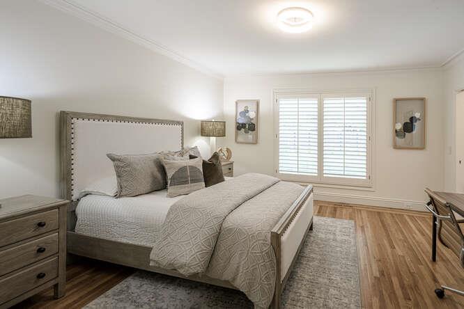 Detail Gallery Image 40 of 73 For 747 Bromfield Rd, Hillsborough,  CA 94010 - 4 Beds | 4/1 Baths