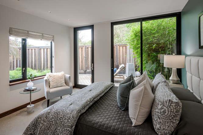 Detail Gallery Image 68 of 73 For 747 Bromfield Rd, Hillsborough,  CA 94010 - 4 Beds | 4/1 Baths