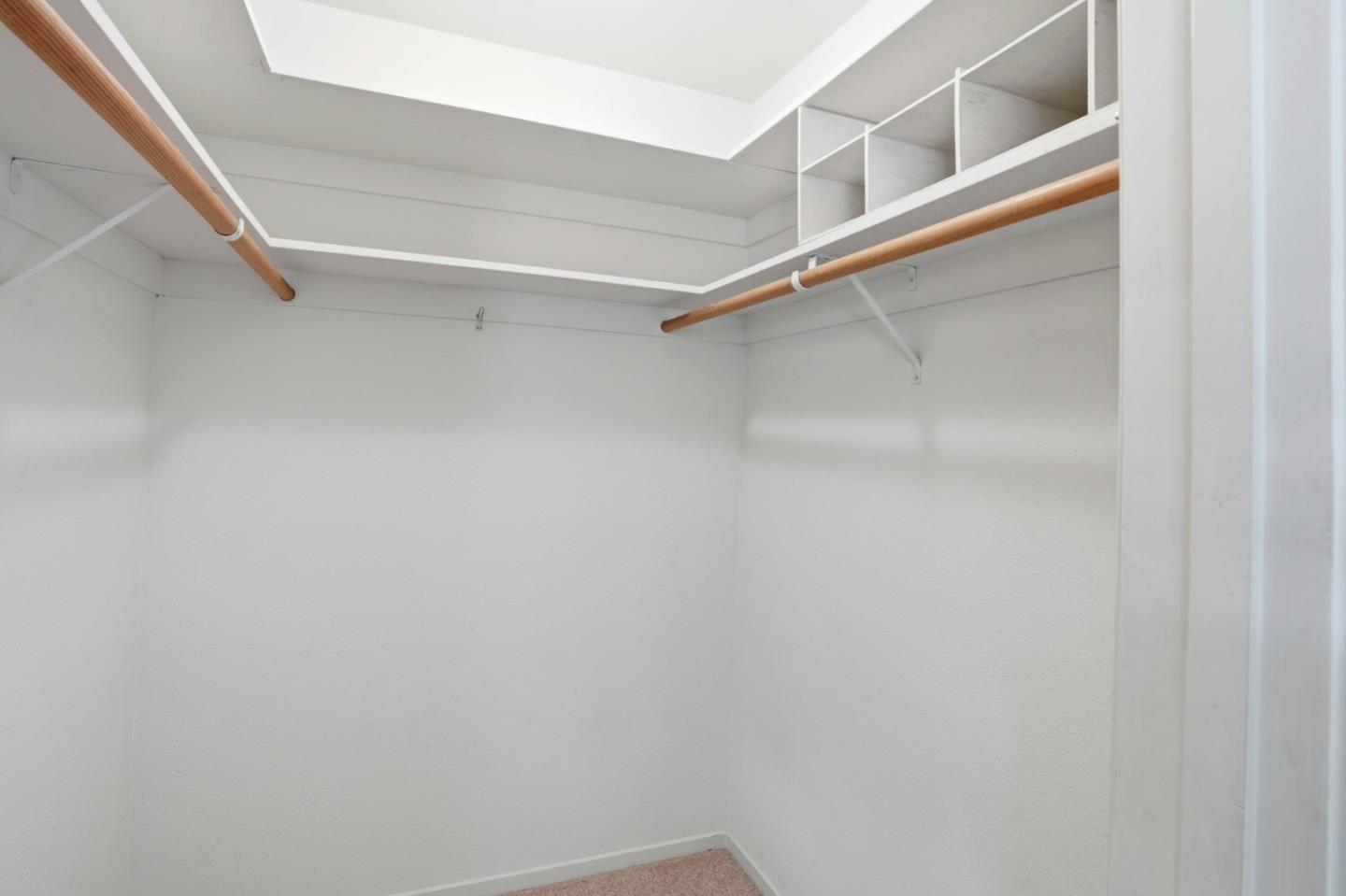 Detail Gallery Image 8 of 12 For 273 Hacienda Carmel, Carmel,  CA 93923 - 2 Beds | 2 Baths