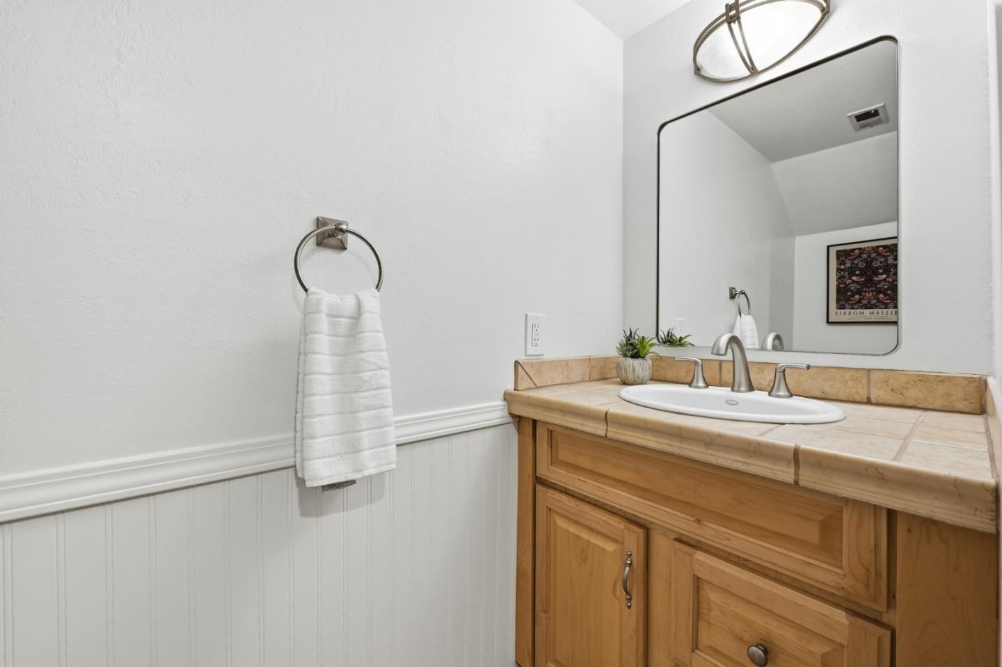 Detail Gallery Image 14 of 36 For 477 Quail Bush Ct, San Jose,  CA 95117 - 2 Beds | 2/1 Baths