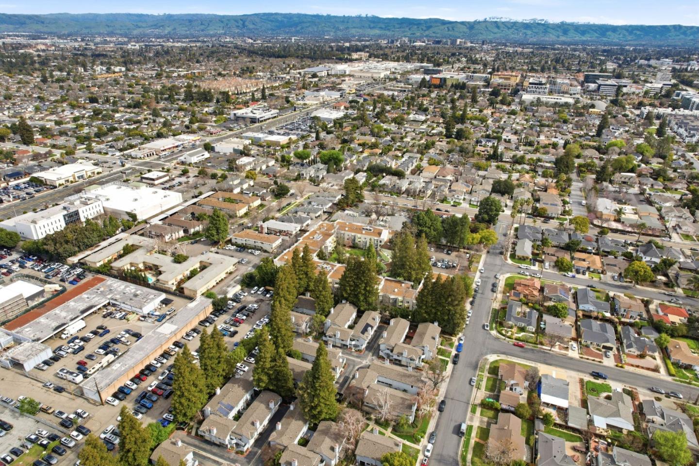 Detail Gallery Image 35 of 36 For 477 Quail Bush Ct, San Jose,  CA 95117 - 2 Beds | 2/1 Baths