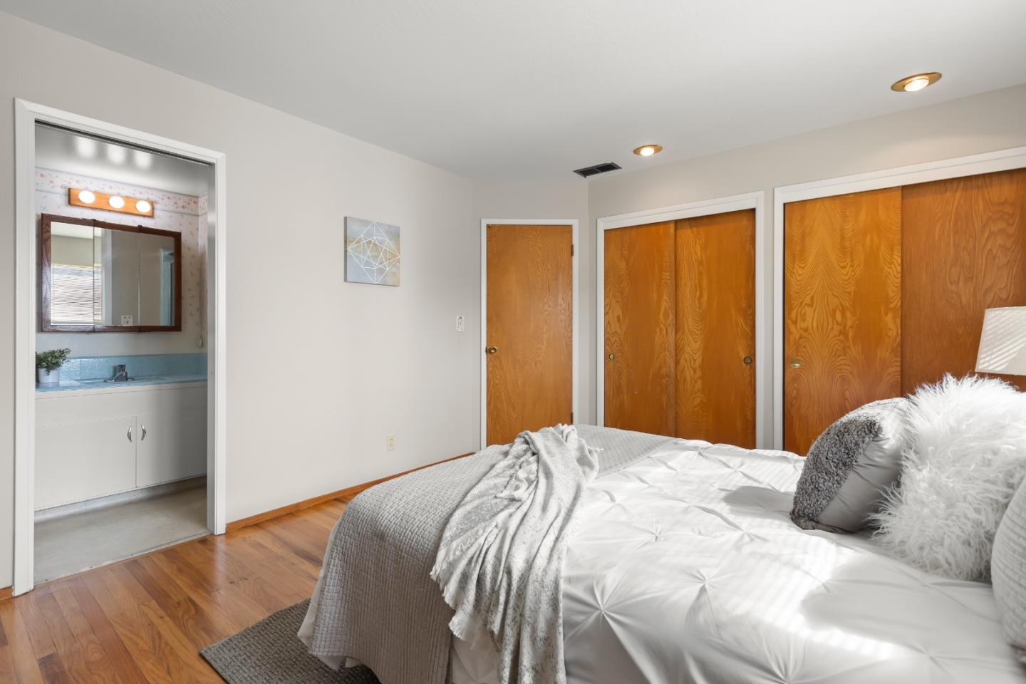 Detail Gallery Image 17 of 29 For 1250 Driftwood, Gilroy,  CA 95020 - 3 Beds | 2 Baths