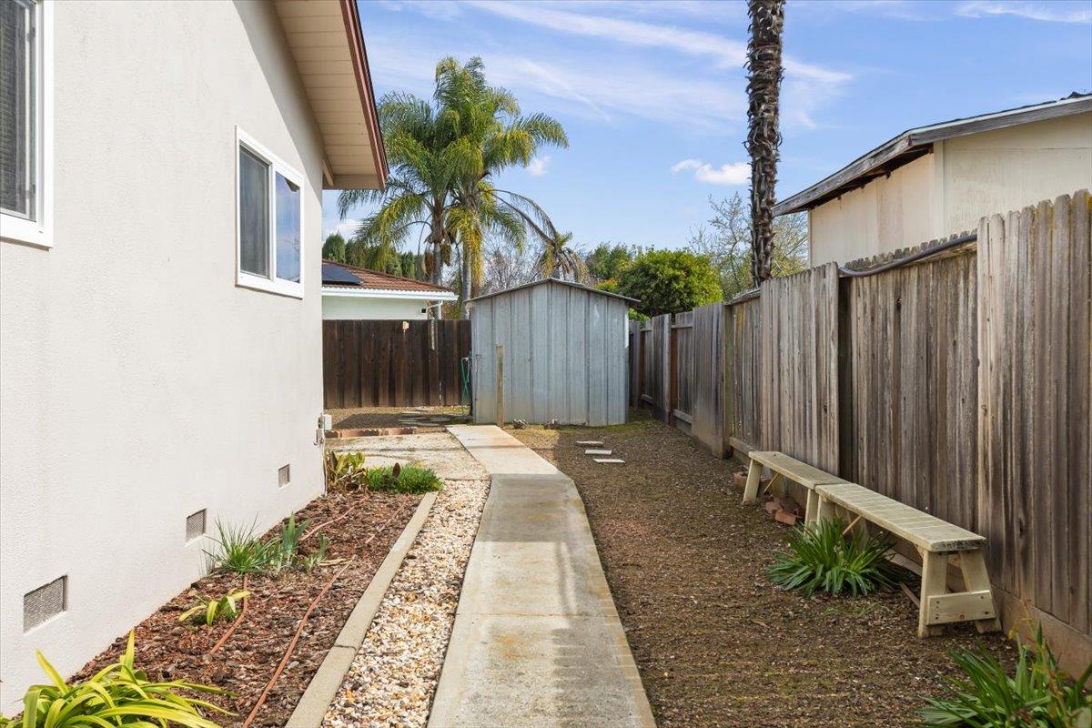 Detail Gallery Image 22 of 29 For 1250 Driftwood, Gilroy,  CA 95020 - 3 Beds | 2 Baths