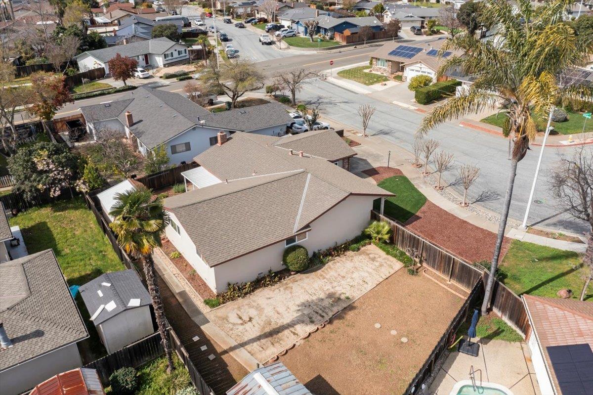 Detail Gallery Image 27 of 29 For 1250 Driftwood, Gilroy,  CA 95020 - 3 Beds | 2 Baths