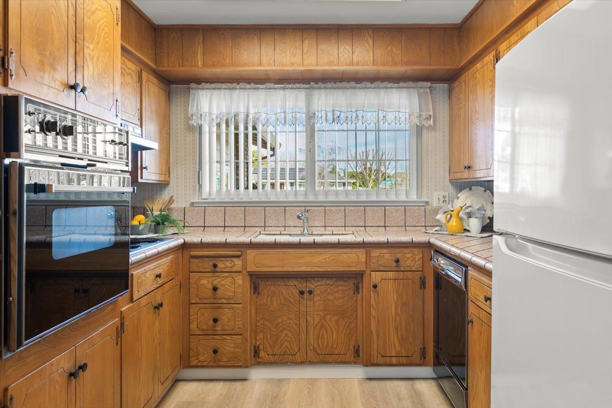 Detail Gallery Image 7 of 29 For 1250 Driftwood, Gilroy,  CA 95020 - 3 Beds | 2 Baths