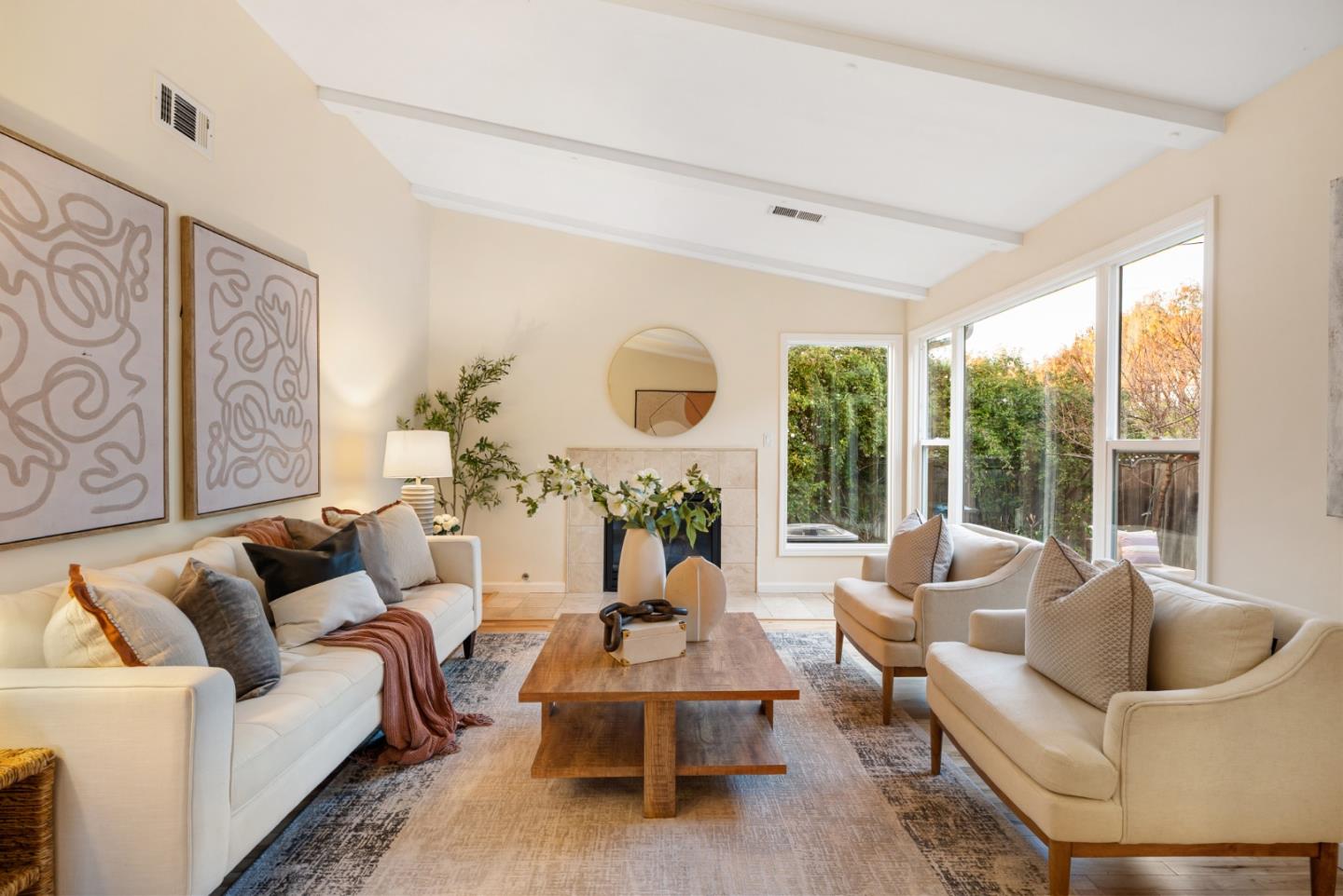 Detail Gallery Image 5 of 44 For 3175 Colfax Ct, Santa Clara,  CA 95051 - 3 Beds | 2 Baths