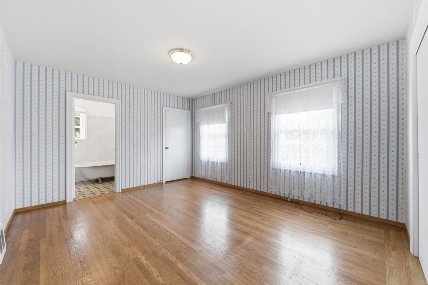 Detail Gallery Image 23 of 55 For 21 Cobblestone Ln, San Carlos,  CA 94070 - 3 Beds | 3 Baths