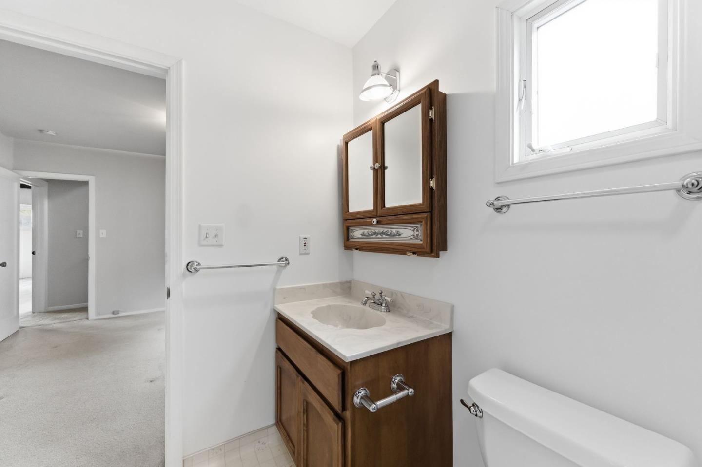 Detail Gallery Image 29 of 55 For 21 Cobblestone Ln, San Carlos,  CA 94070 - 3 Beds | 3 Baths