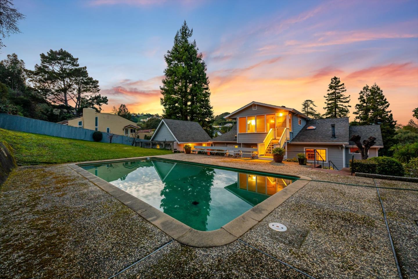 Detail Gallery Image 37 of 55 For 21 Cobblestone Ln, San Carlos,  CA 94070 - 3 Beds | 3 Baths