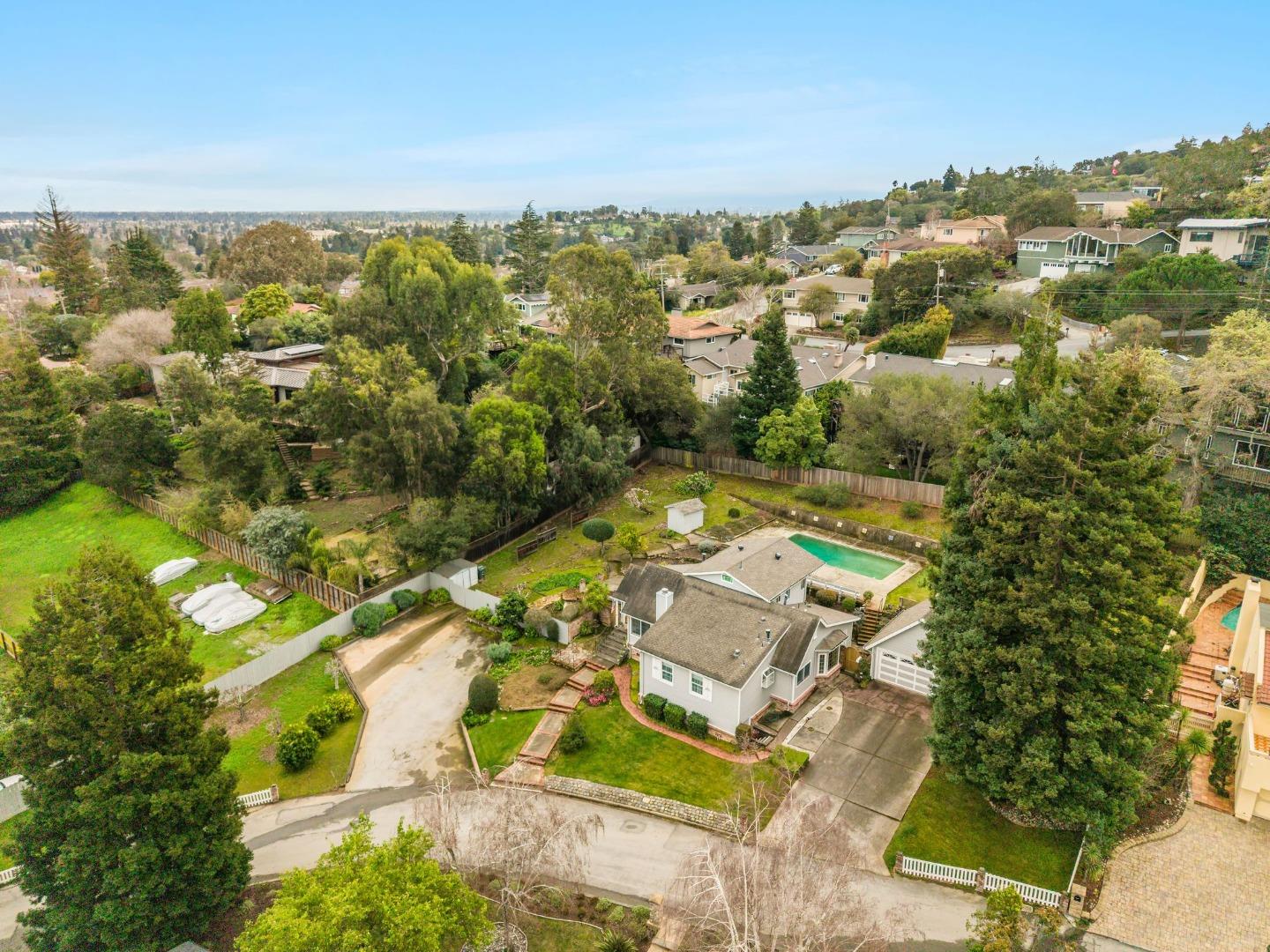 Detail Gallery Image 50 of 55 For 21 Cobblestone Ln, San Carlos,  CA 94070 - 3 Beds | 3 Baths