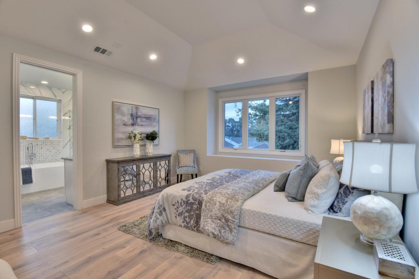 Detail Gallery Image 21 of 32 For 895 Coe Ave, San Jose,  CA 95125 - 4 Beds | 3 Baths