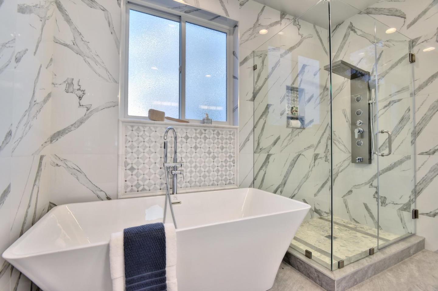 Detail Gallery Image 23 of 32 For 895 Coe Ave, San Jose,  CA 95125 - 4 Beds | 3 Baths