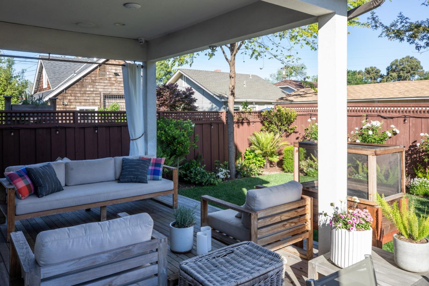 Detail Gallery Image 6 of 9 For 895 Coe Ave, San Jose,  CA 95125 - 4 Beds | 3 Baths