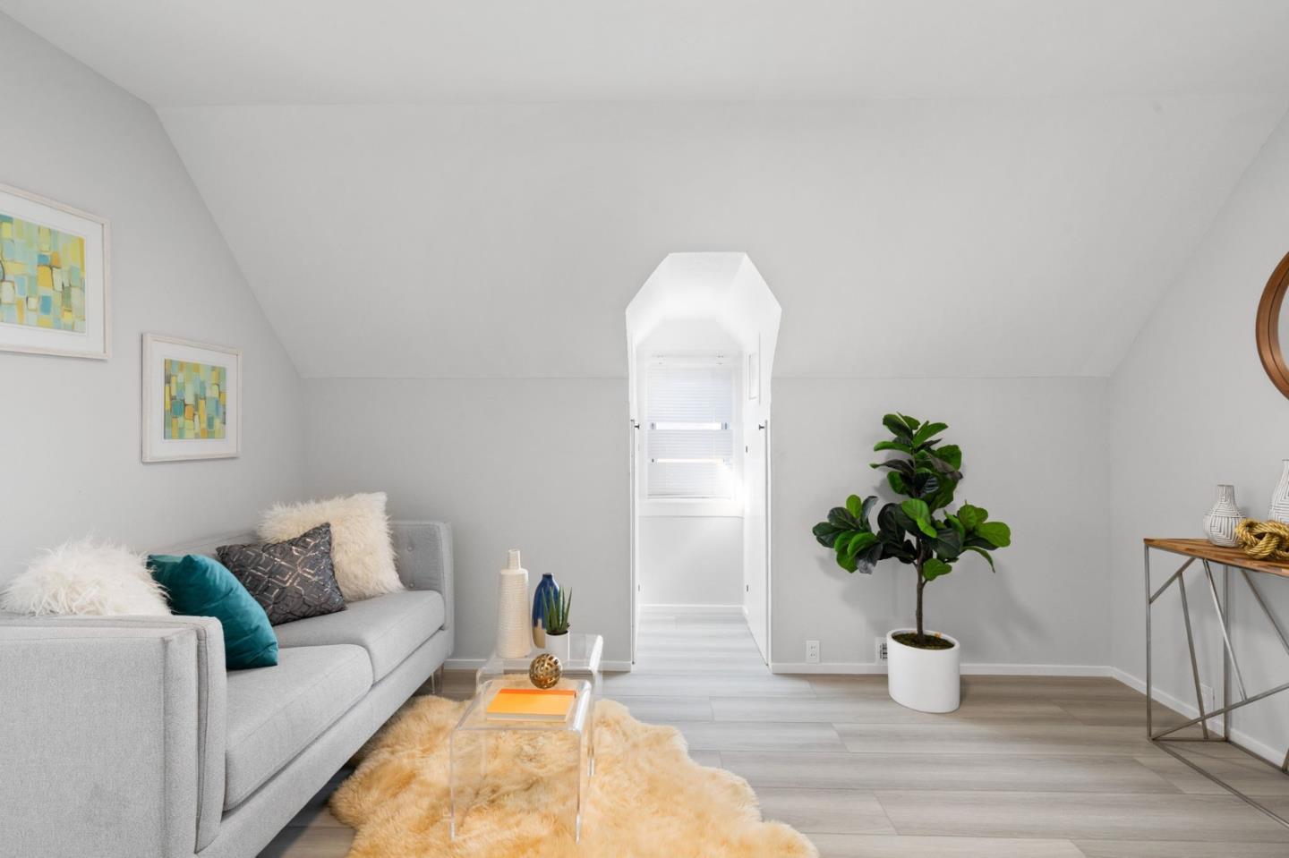 Detail Gallery Image 21 of 41 For 112 Peabody St, San Francisco,  CA 94134 - 4 Beds | 1/1 Baths