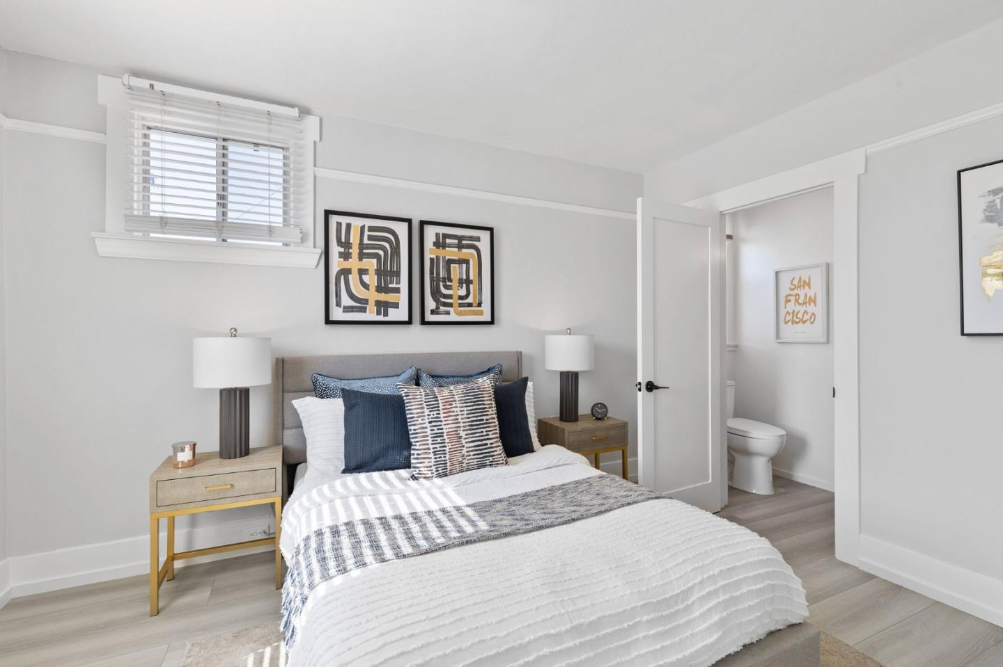 Detail Gallery Image 8 of 41 For 112 Peabody St, San Francisco,  CA 94134 - 4 Beds | 1/1 Baths