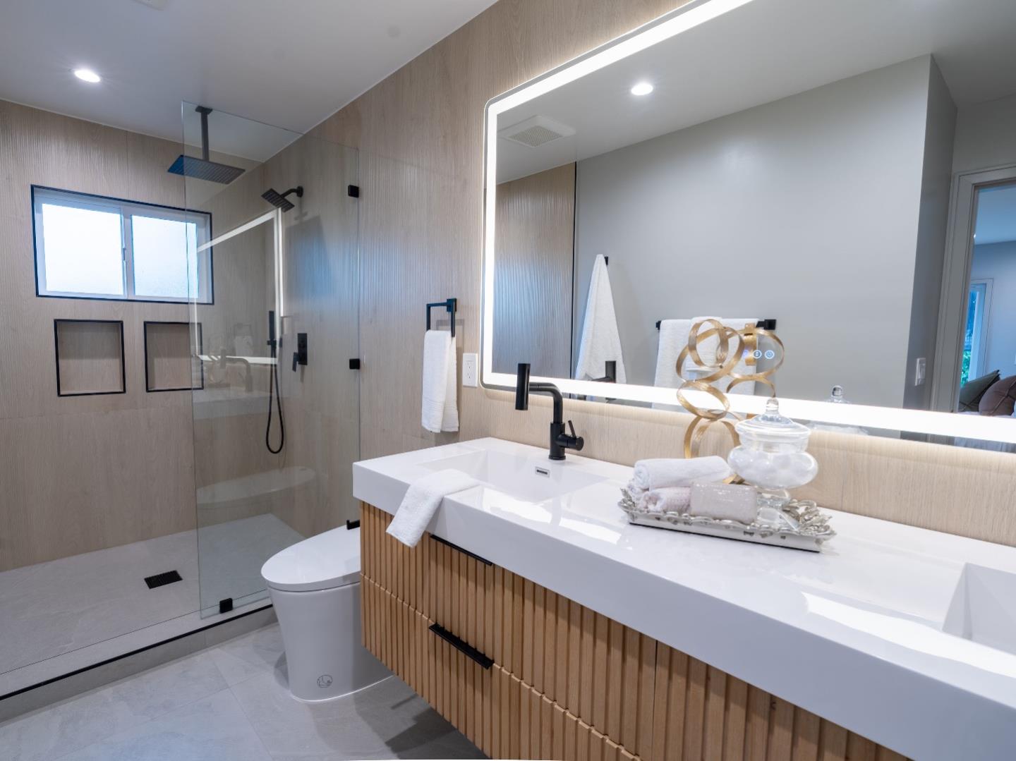 Detail Gallery Image 15 of 27 For 17293 Sereno Ct, Monte Sereno,  CA 95030 - 3 Beds | 3 Baths