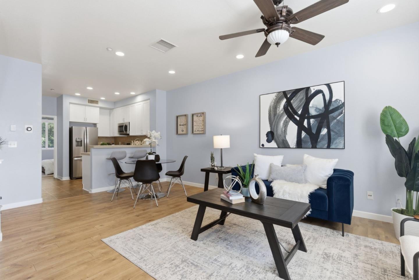 Detail Gallery Image 3 of 49 For 22873 Kingsford Way, Hayward,  CA 94541 - 3 Beds | 3 Baths