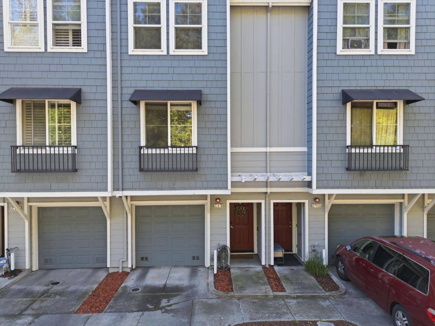 Detail Gallery Image 32 of 49 For 22873 Kingsford Way, Hayward,  CA 94541 - 3 Beds | 3 Baths