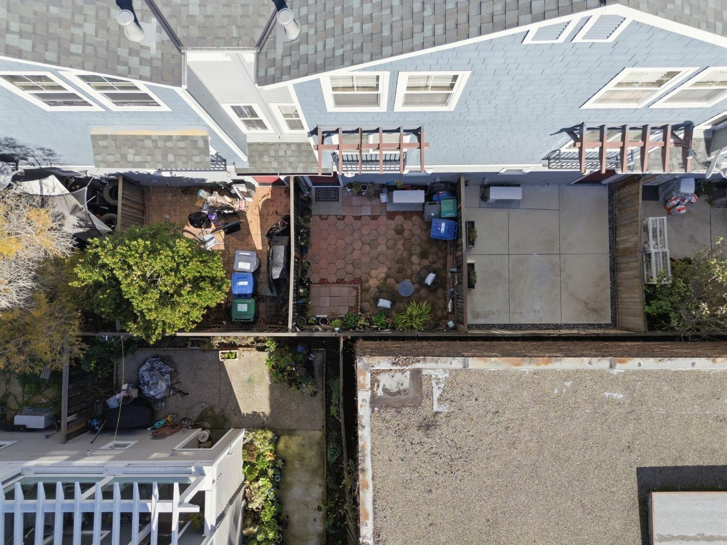 Detail Gallery Image 35 of 49 For 22873 Kingsford Way, Hayward,  CA 94541 - 3 Beds | 3 Baths