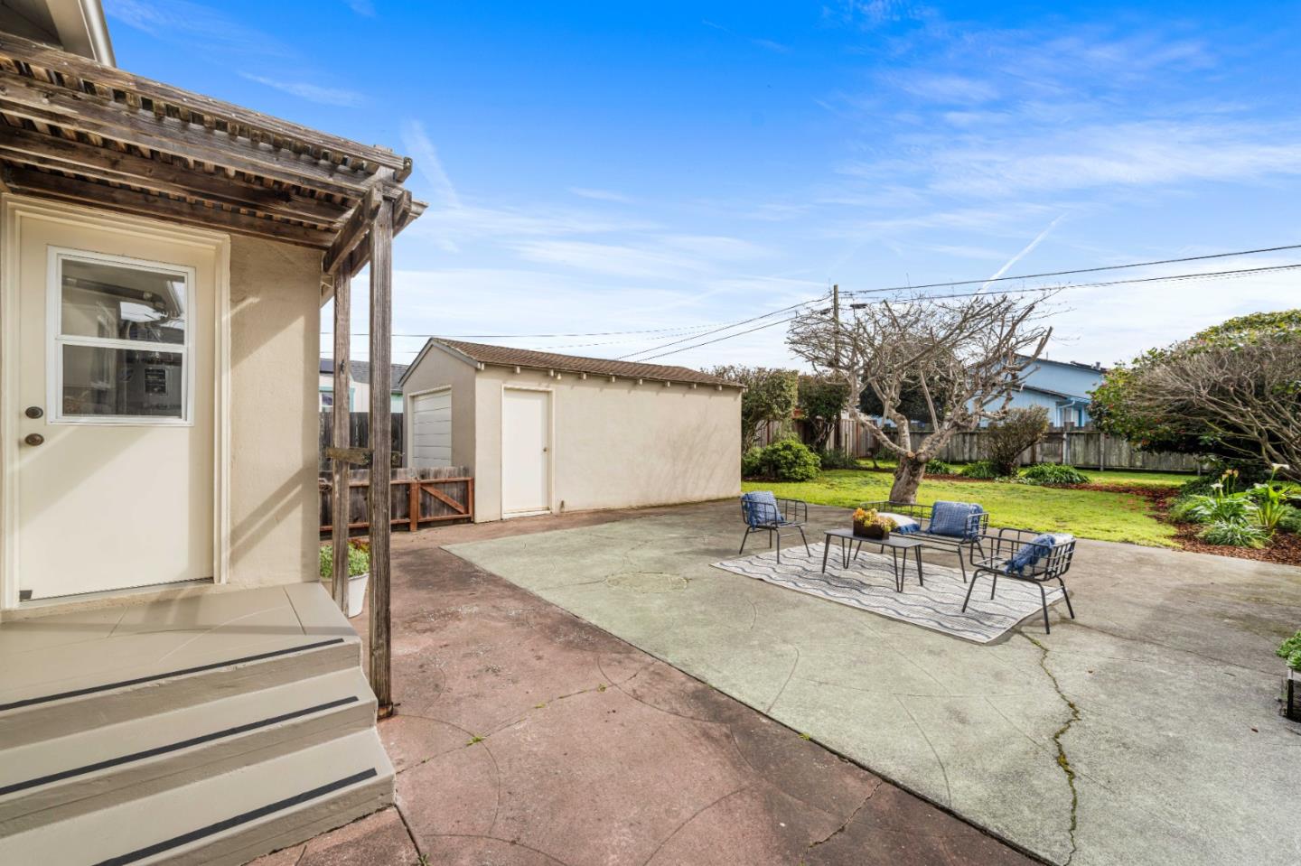 Detail Gallery Image 29 of 41 For 656 Myrtle St, Half Moon Bay,  CA 94019 - 2 Beds | 1 Baths