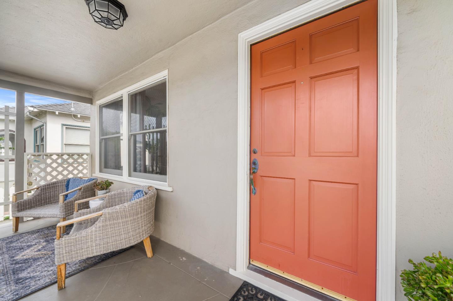 Detail Gallery Image 5 of 41 For 656 Myrtle St, Half Moon Bay,  CA 94019 - 2 Beds | 1 Baths