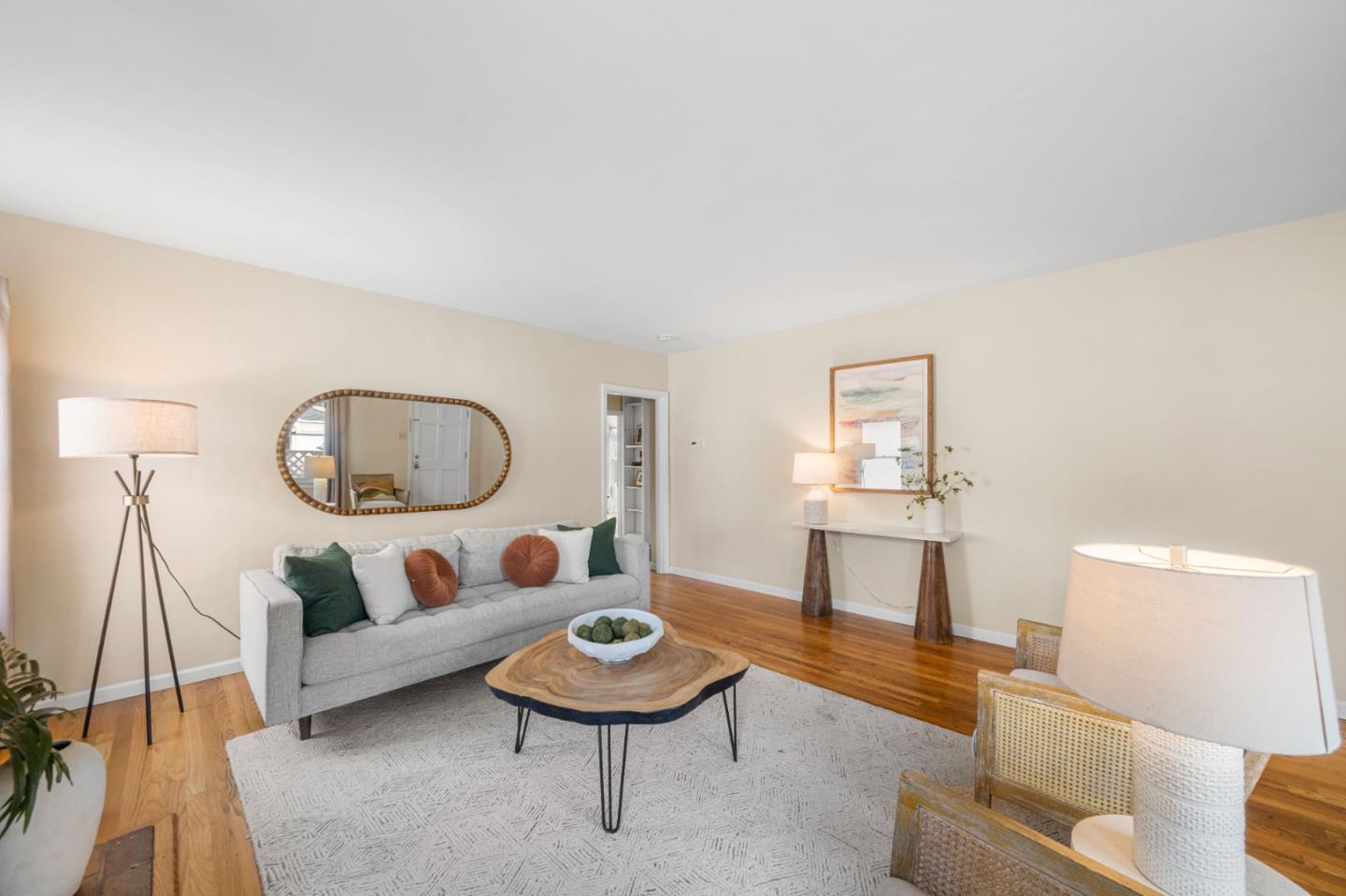 Detail Gallery Image 8 of 41 For 656 Myrtle St, Half Moon Bay,  CA 94019 - 2 Beds | 1 Baths