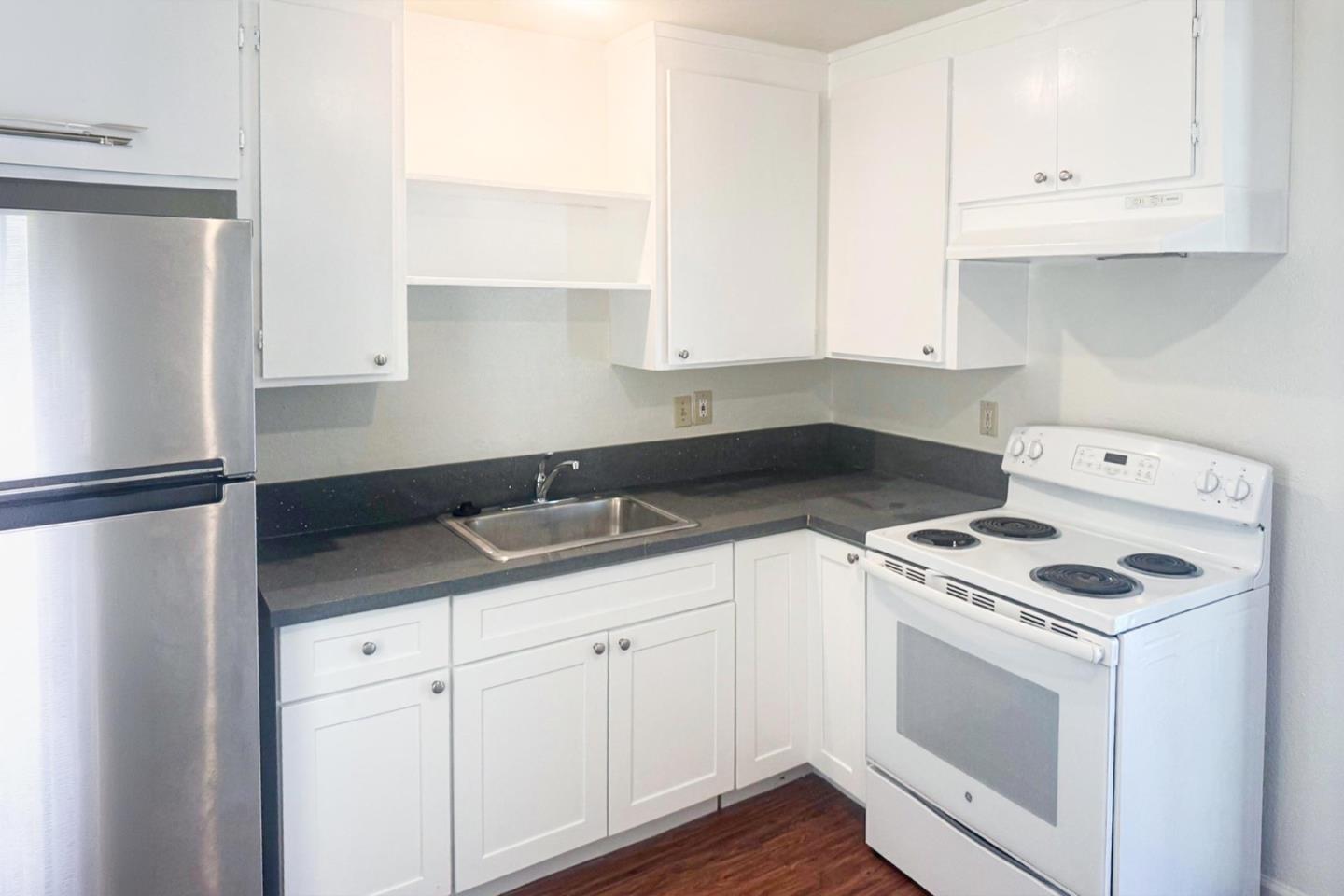 Detail Gallery Image 5 of 14 For 3097 Pearl Ave, San Jose,  CA 95136 - – Beds | – Baths