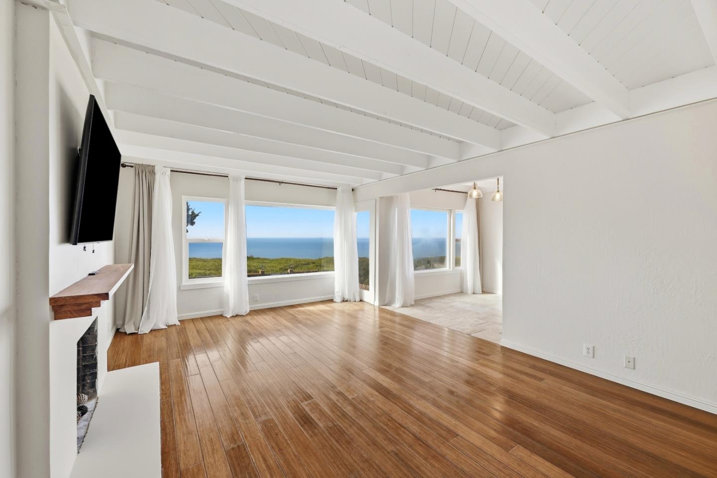 Detail Gallery Image 7 of 58 For 62 Palisades Dr, Daly City,  CA 94015 - 3 Beds | 2 Baths