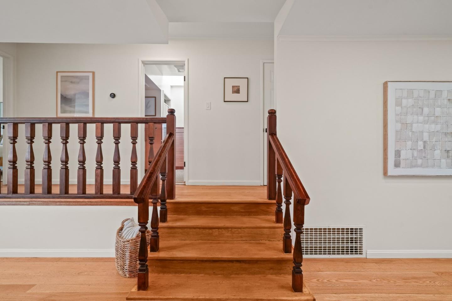 Detail Gallery Image 15 of 44 For 466 Oak Ave, San Bruno,  CA 94066 - 2 Beds | 1 Baths