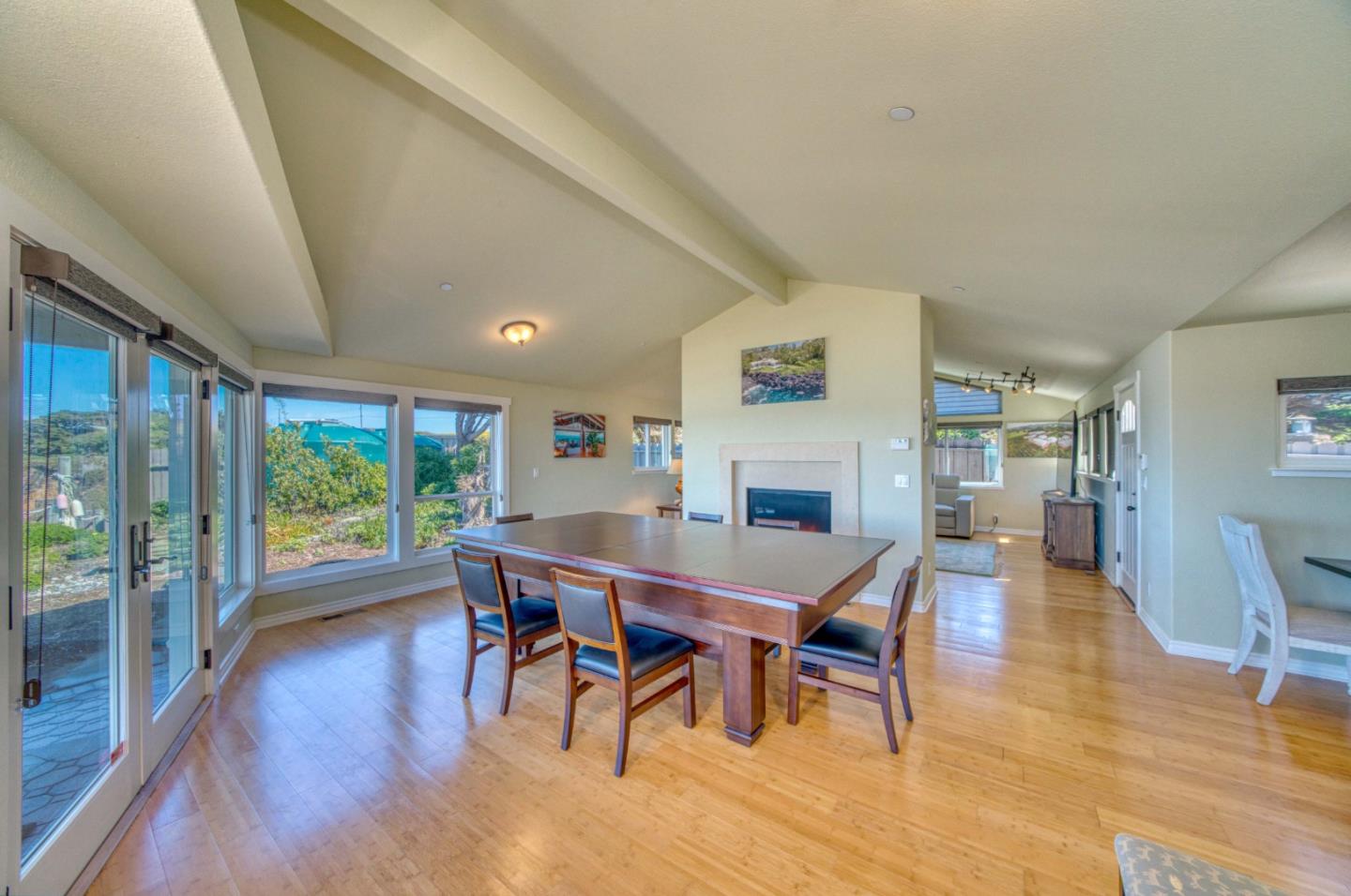 Detail Gallery Image 5 of 26 For 12901 Cabrillo Hwy, Pescadero,  CA 94060 - 3 Beds | 2 Baths