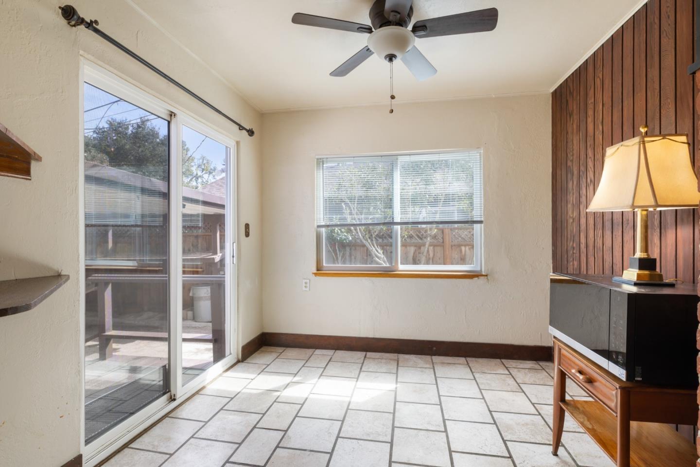 Detail Gallery Image 14 of 33 For 319 Fulton St, Redwood City,  CA 94062 - 3 Beds | 1/1 Baths