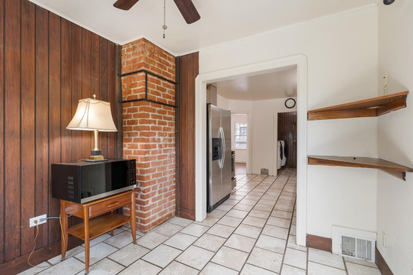 Detail Gallery Image 15 of 33 For 319 Fulton St, Redwood City,  CA 94062 - 3 Beds | 1/1 Baths