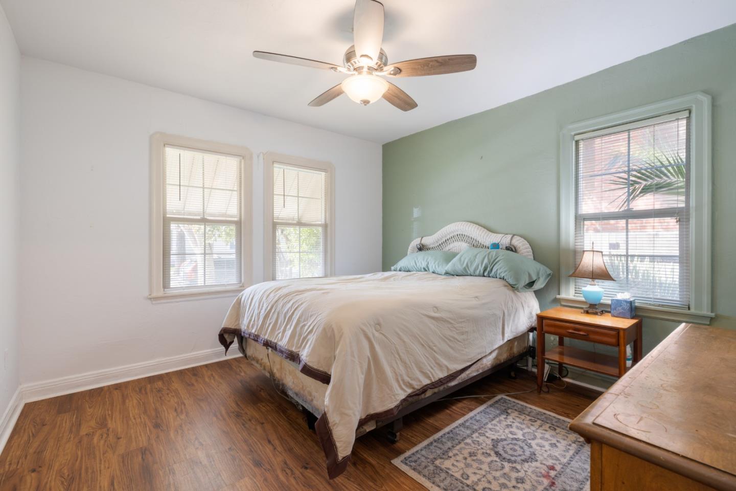 Detail Gallery Image 18 of 33 For 319 Fulton St, Redwood City,  CA 94062 - 3 Beds | 1/1 Baths