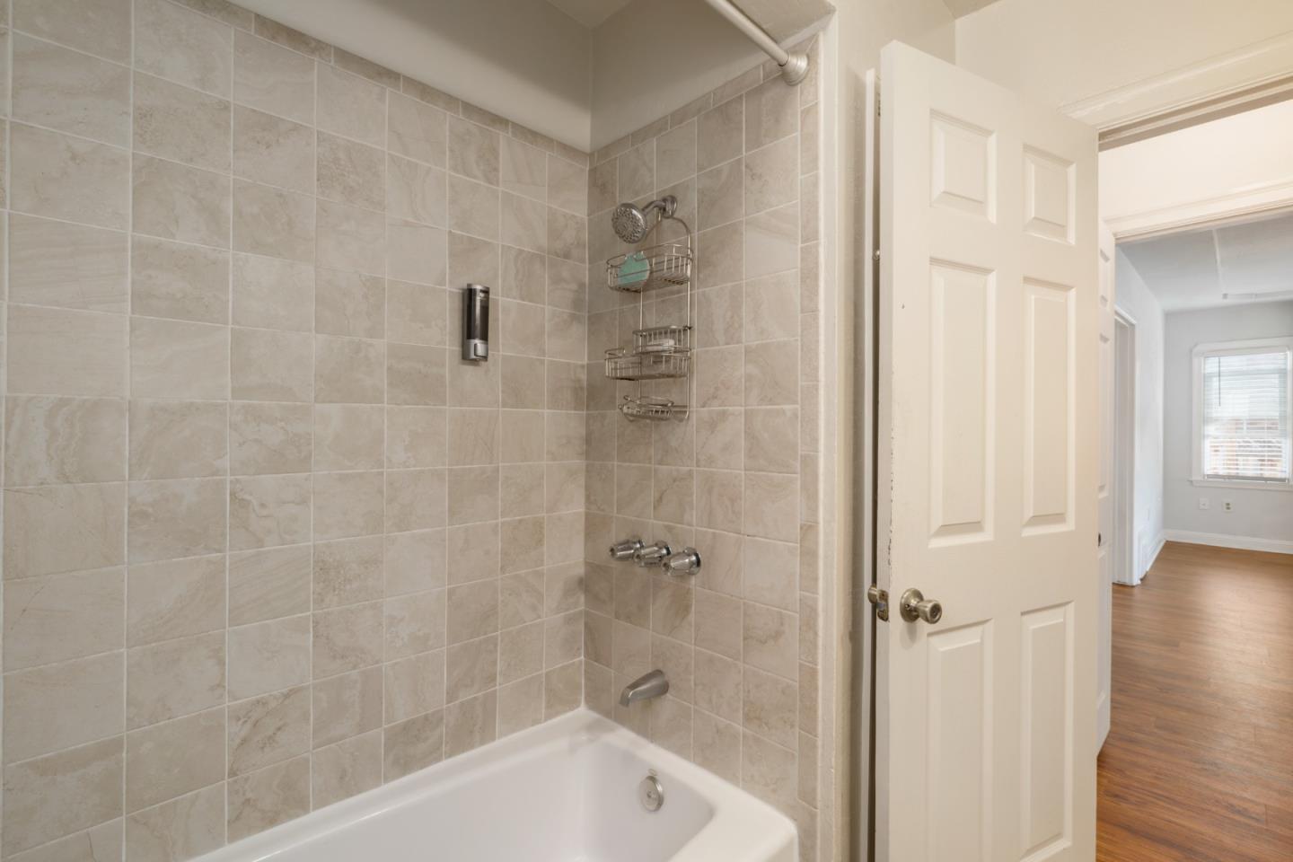 Detail Gallery Image 20 of 33 For 319 Fulton St, Redwood City,  CA 94062 - 3 Beds | 1/1 Baths