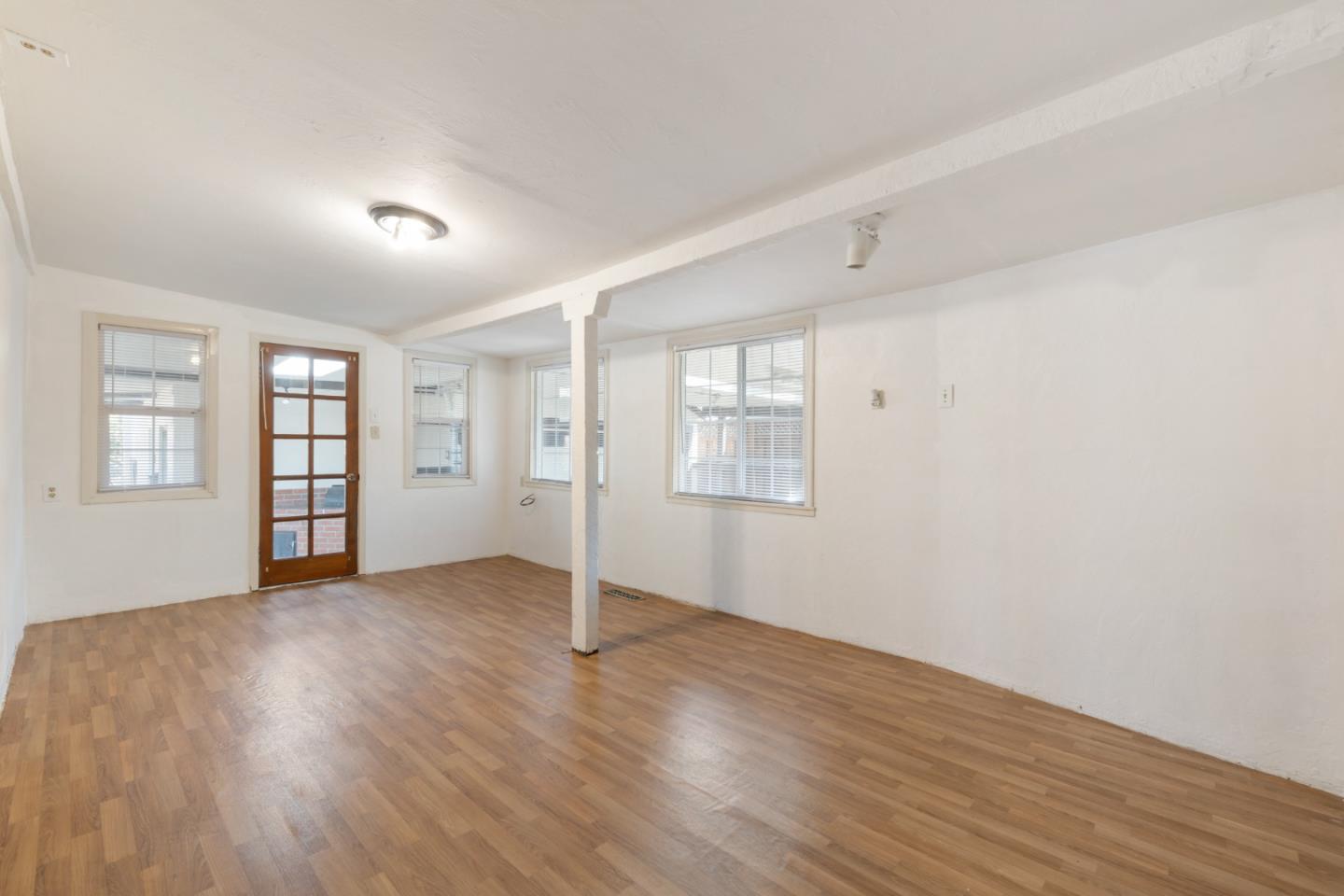 Detail Gallery Image 23 of 33 For 319 Fulton St, Redwood City,  CA 94062 - 3 Beds | 1/1 Baths