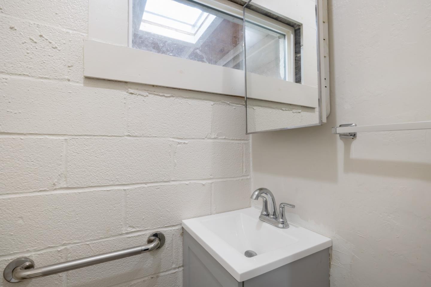 Detail Gallery Image 31 of 33 For 319 Fulton St, Redwood City,  CA 94062 - 3 Beds | 1/1 Baths