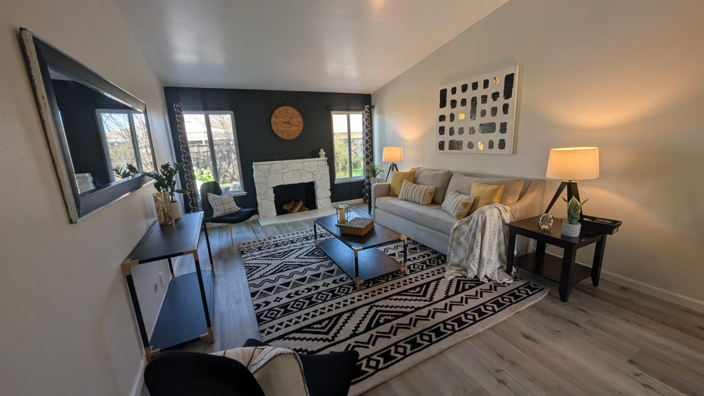 Detail Gallery Image 5 of 10 For 5682 Morton Way, San Jose,  CA 95123 - 4 Beds | 2 Baths