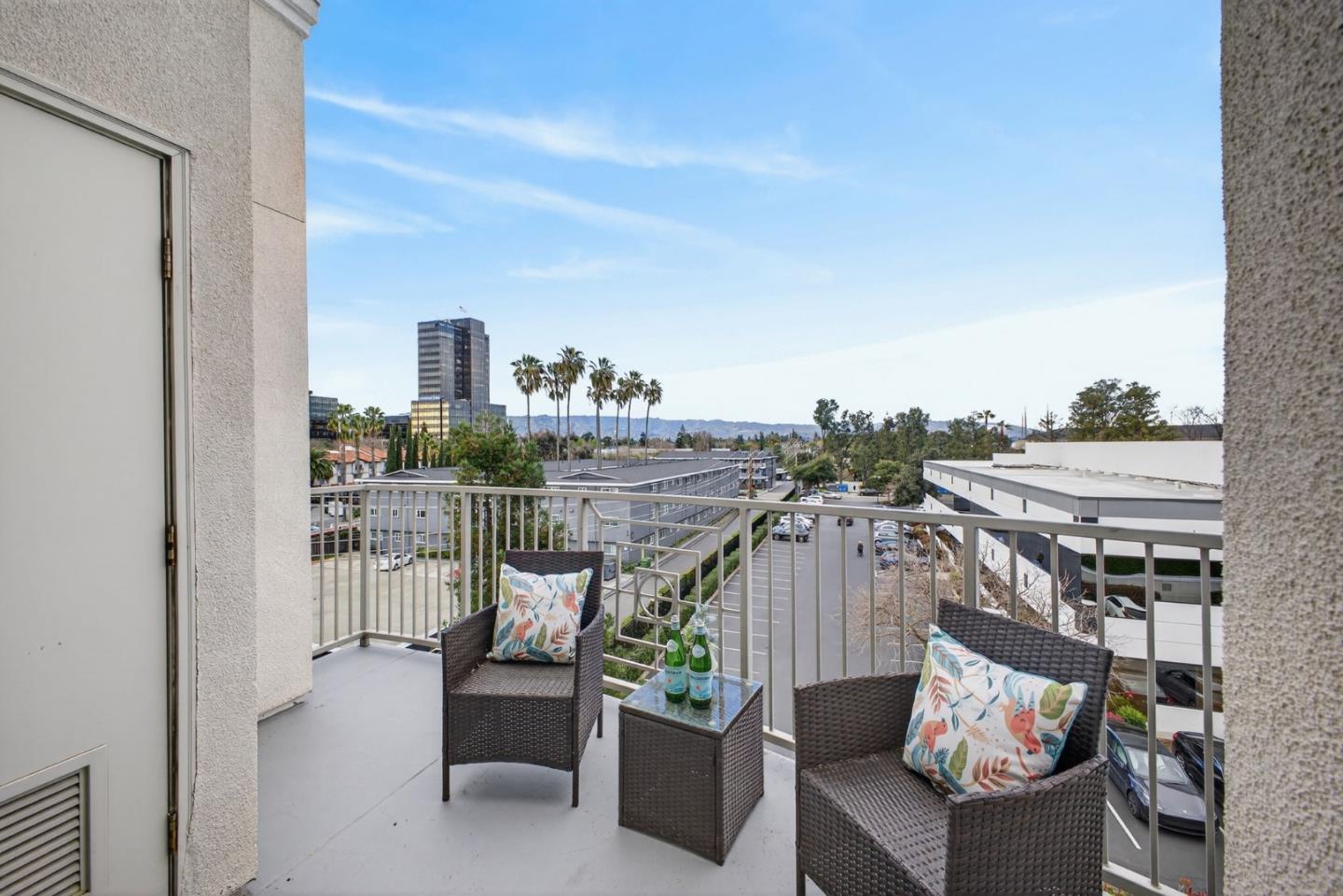 Detail Gallery Image 15 of 25 For 912 Campisi Way #417,  Campbell,  CA 95008 - 3 Beds | 2 Baths